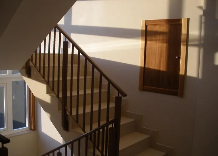 Konukevi Residencial Platas 2*